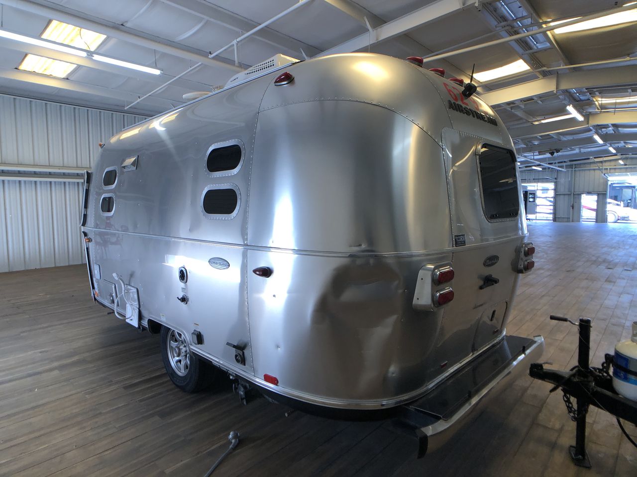 2019 Airstream 19CB Base