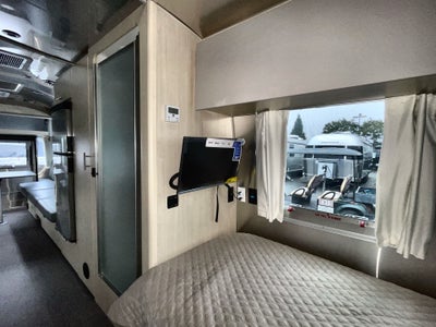 2025 Airstream 25FBT Base