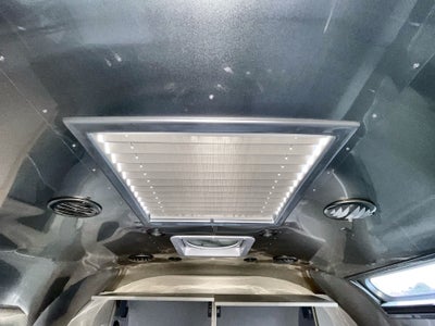 2025 Airstream 25FBT Base