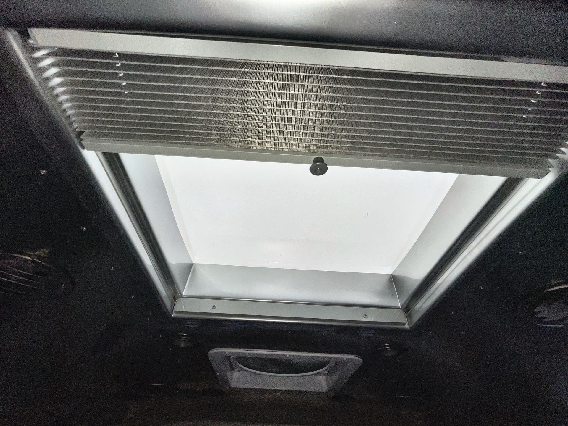 2025 Airstream 25FBT Base