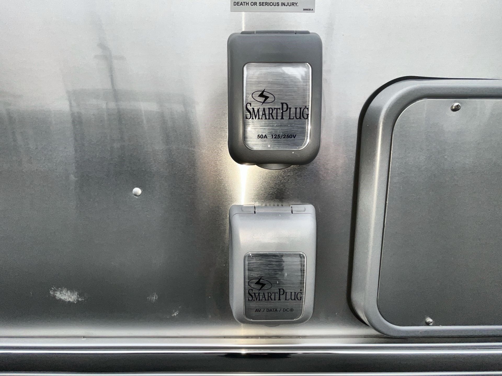 2025 Airstream 25FBT Base