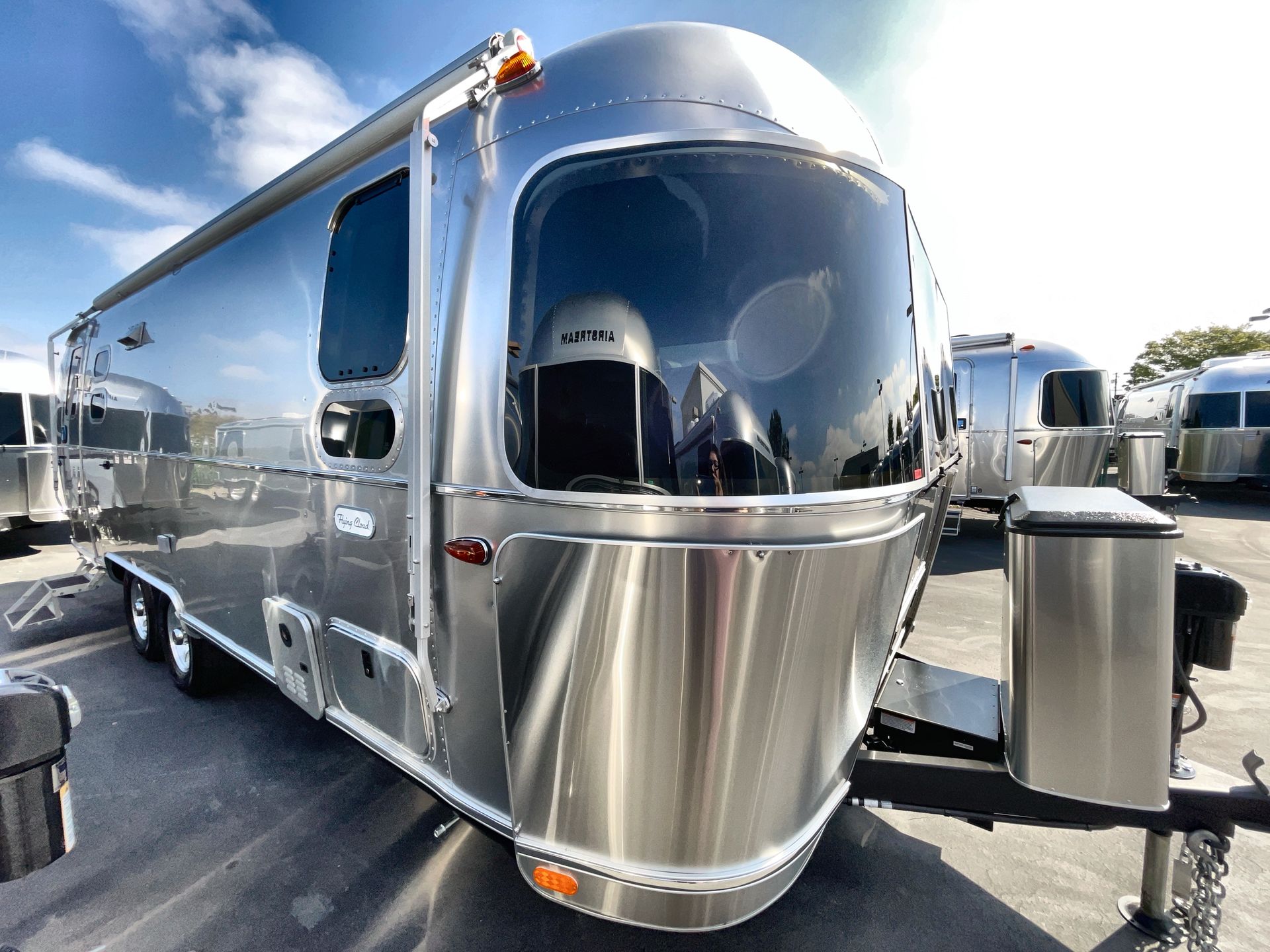 2025 Airstream 25FBT Base