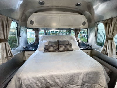 2026 Airstream 30RBQ Base