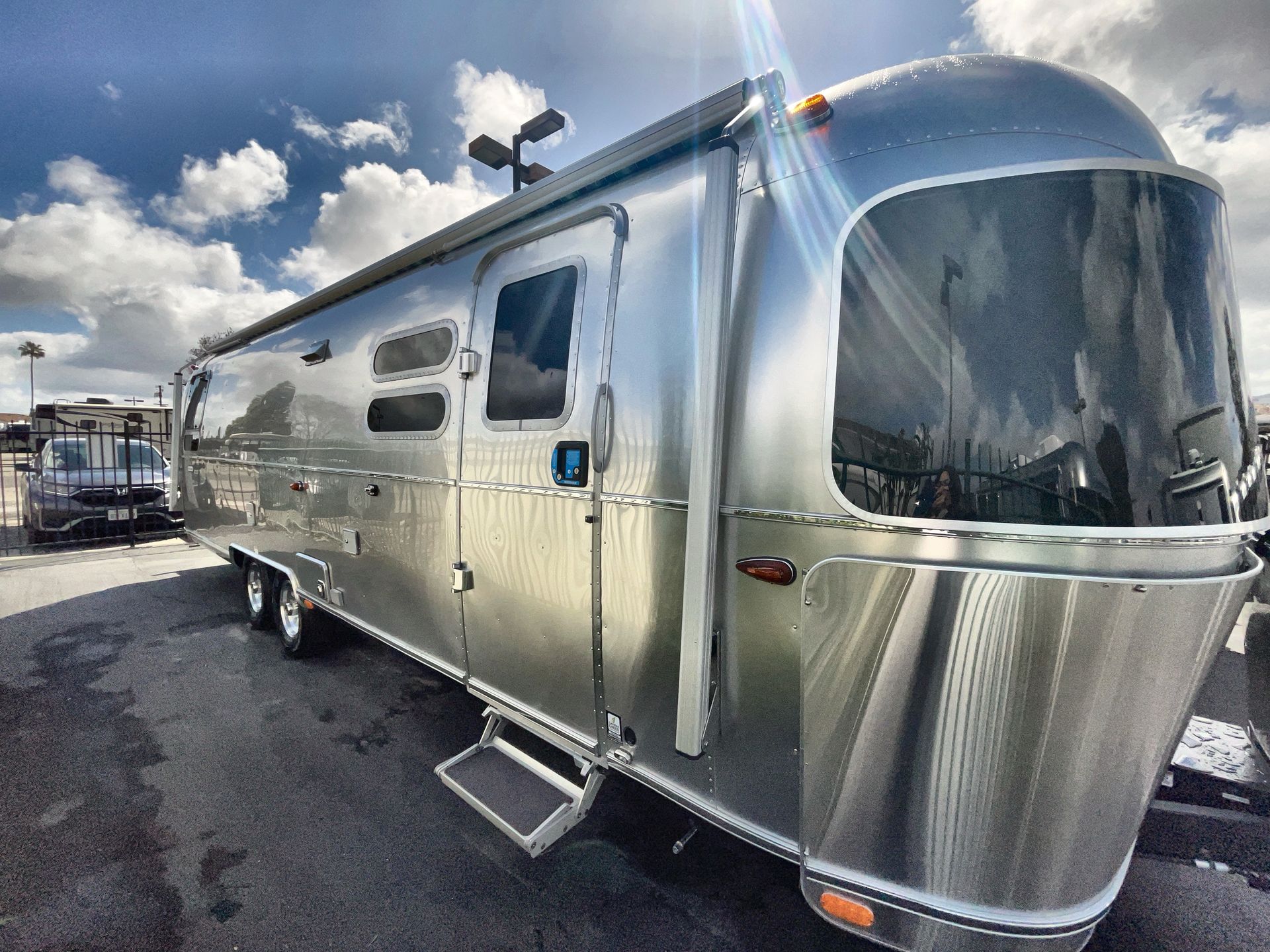 2025 Airstream 30RBQ Base