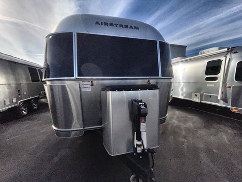 2026 Airstream 25FBQ Base