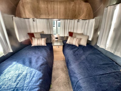 2025 Airstream 23FBT Base
