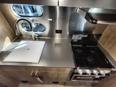 2025 Airstream 23FBQ Base