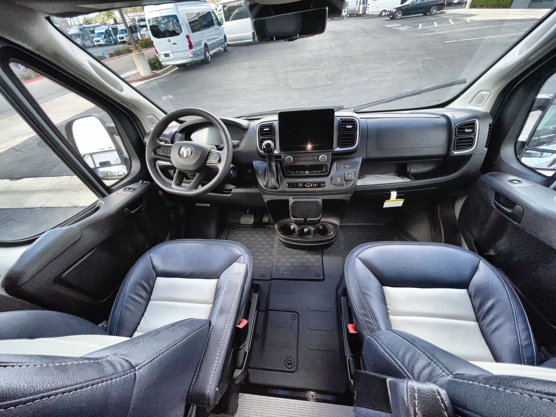 2026 Airstream Rangeline Base