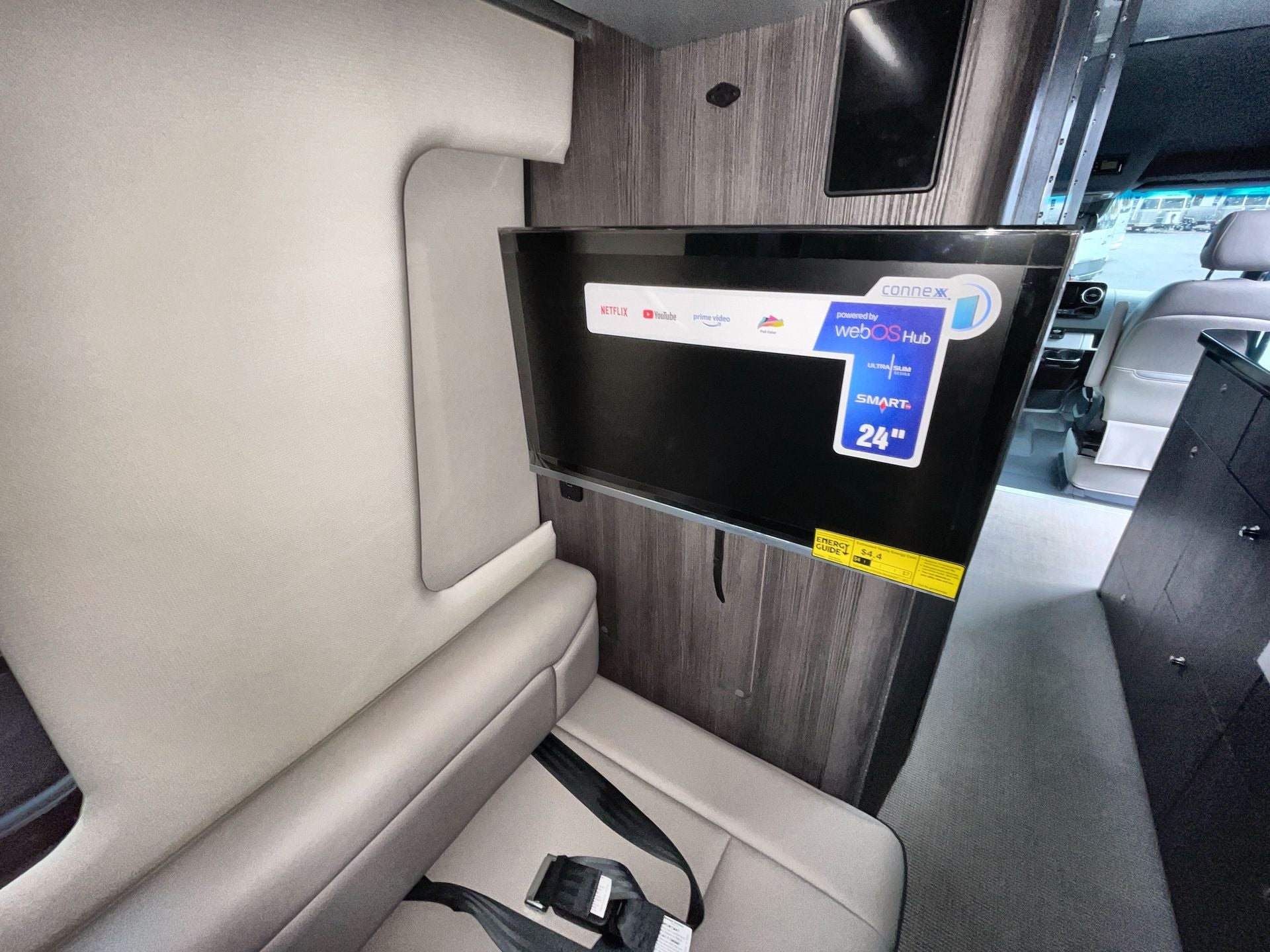 2025 Airstream 24GT Base