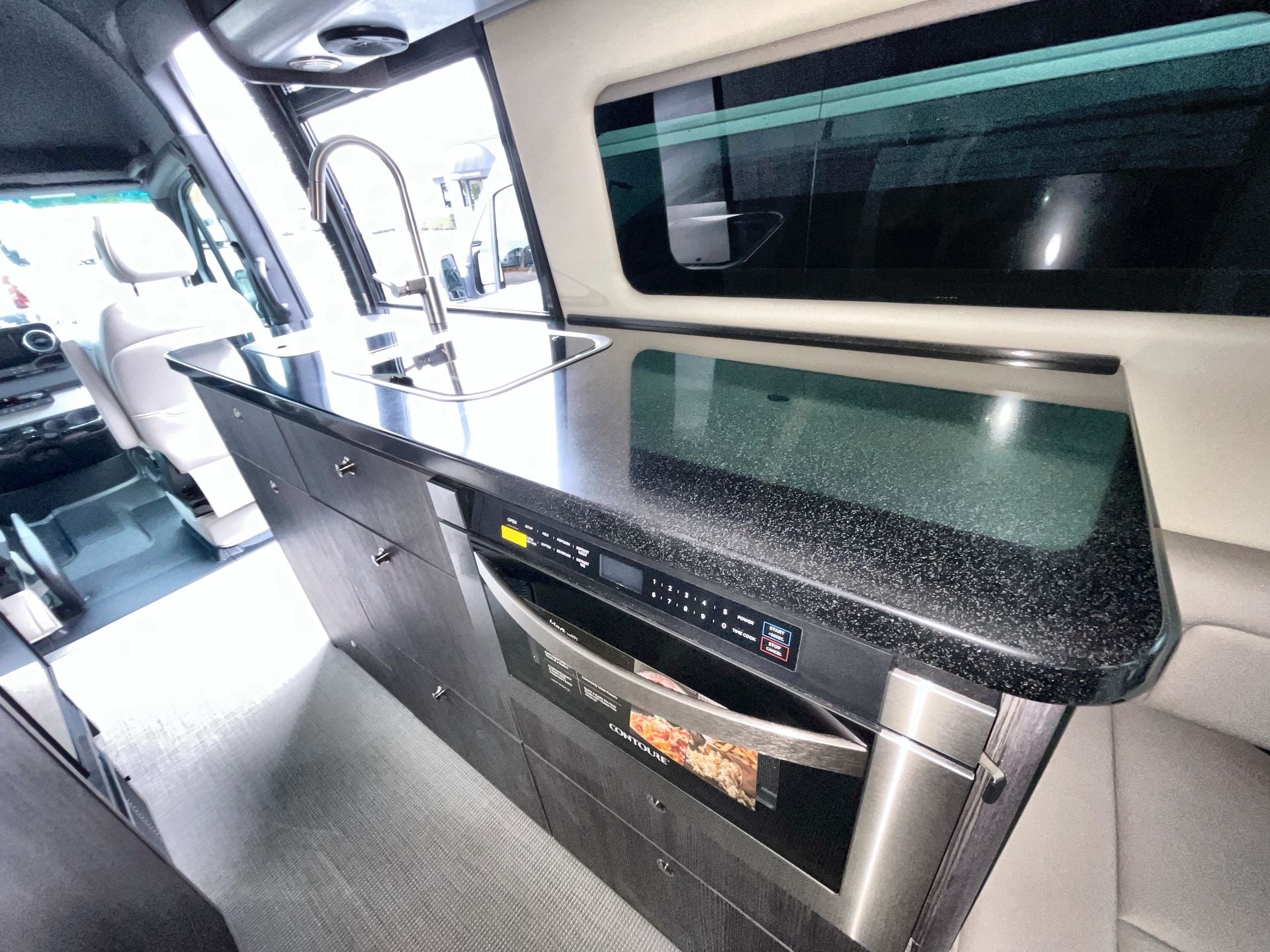 2025 Airstream 24GT Base