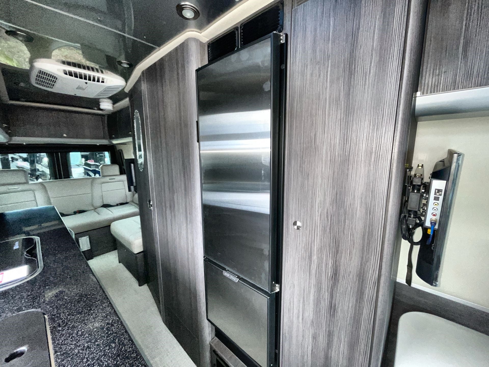 2025 Airstream 24GT Base