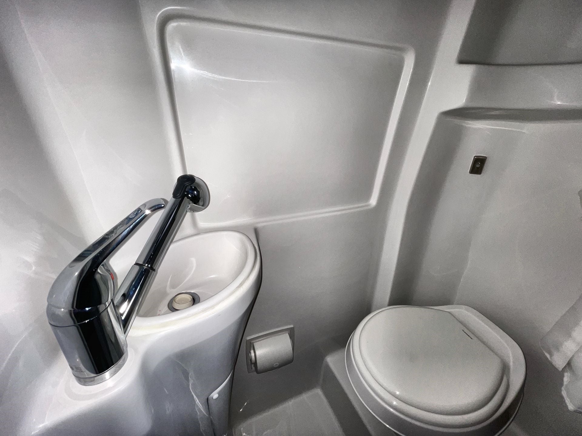 2025 Airstream 24GT Base