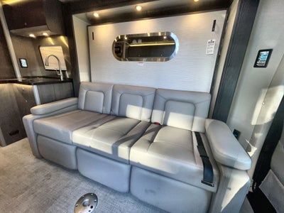 2026 Airstream Murphy Suite Base