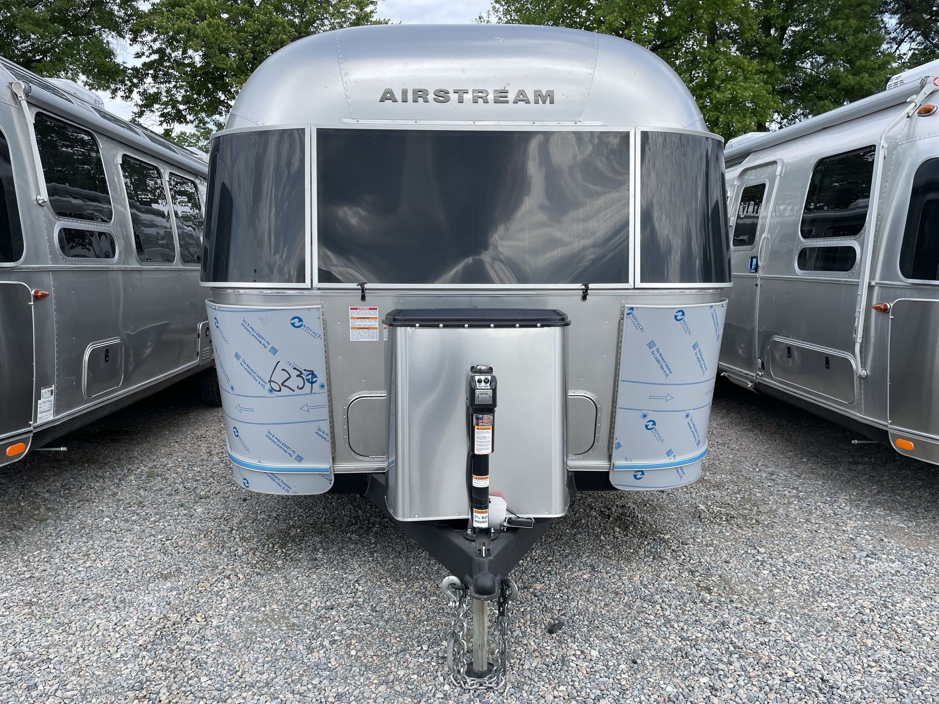2025 Airstream 30FBBT Base