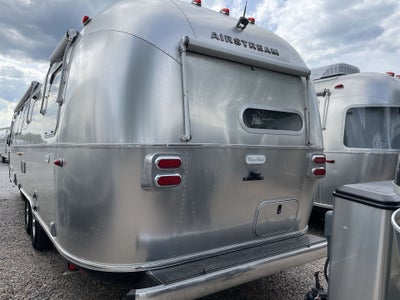 2025 Airstream 30FBBT Base