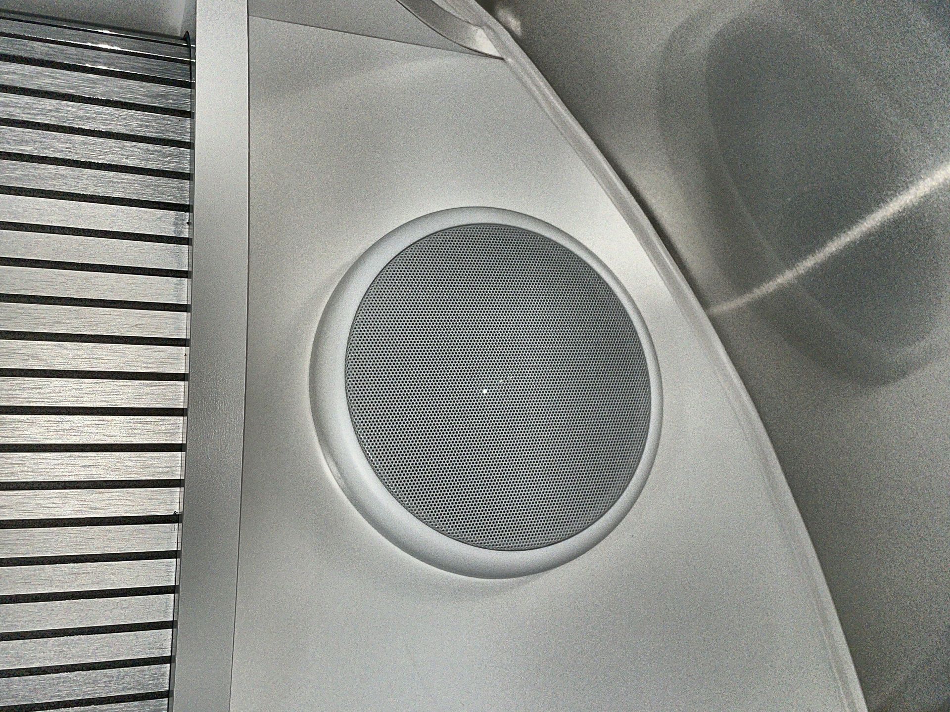 2026 Airstream 16RB Base