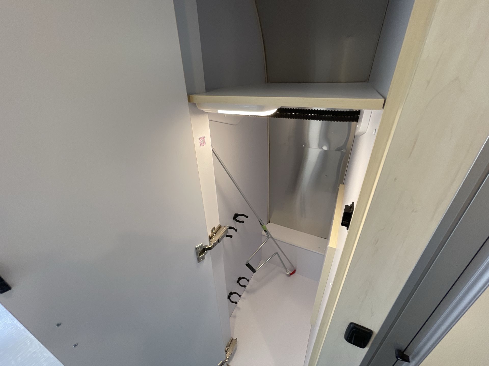 2026 Airstream 25FBT Base