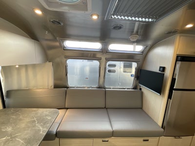 2026 Airstream 25FBT Base