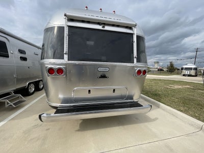 2026 Airstream 28RBT Base