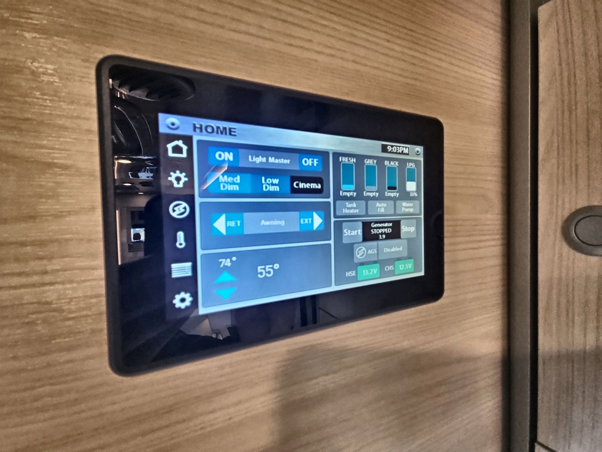 2026 Airstream 30RBT Base