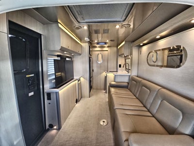 2026 Airstream 30RBT Base
