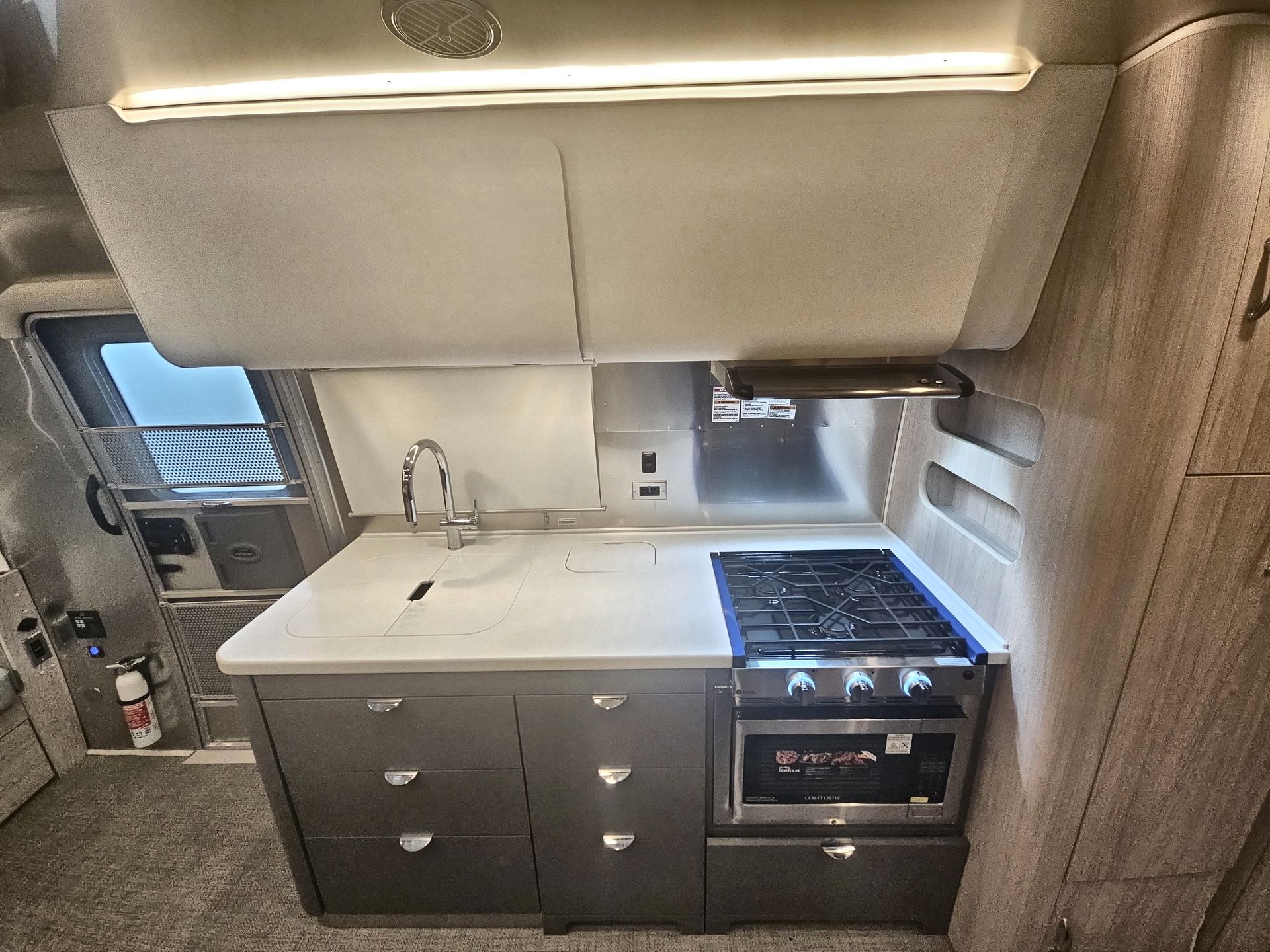 2026 Airstream 30RBQ Base