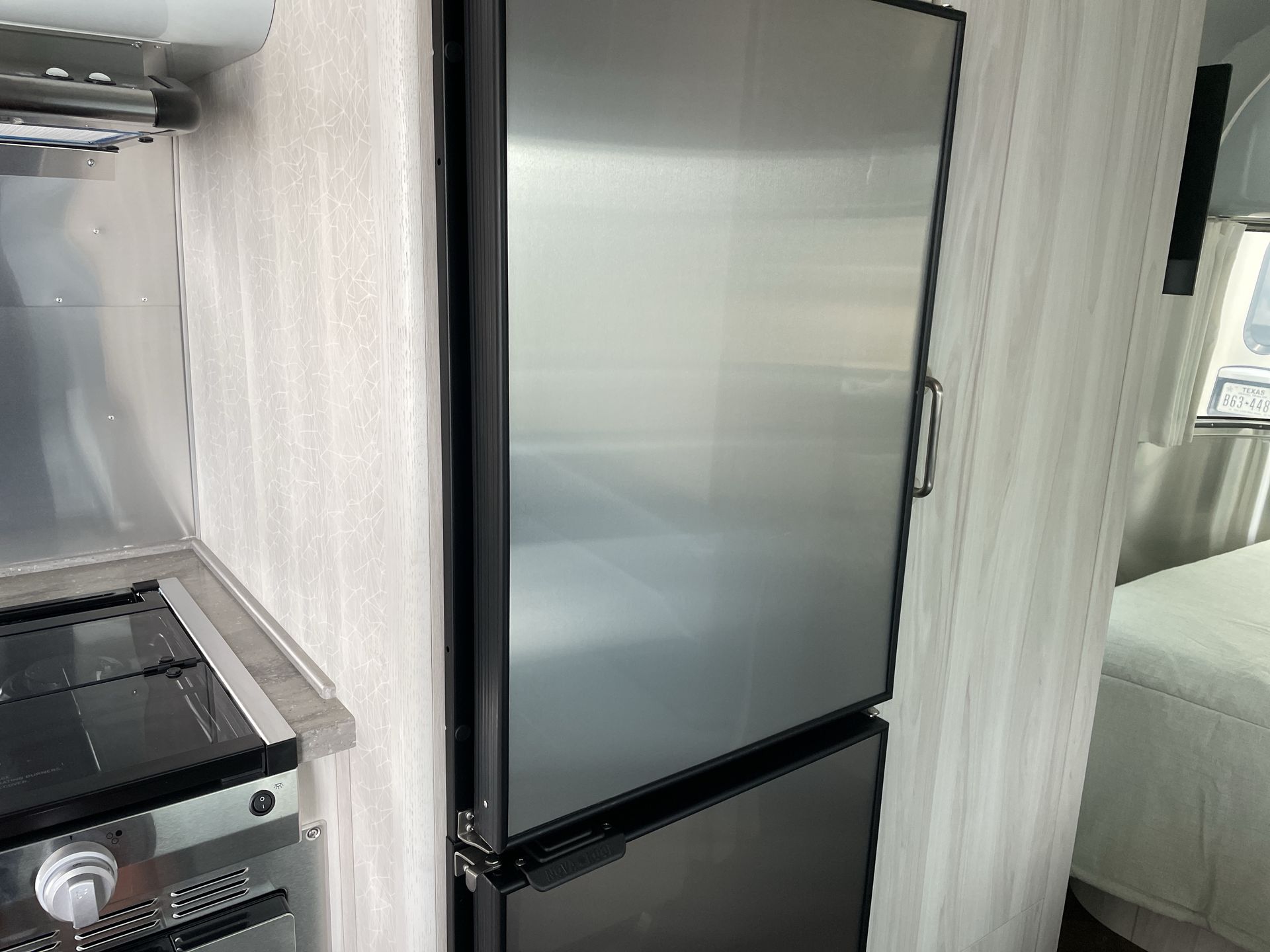 2025 Airstream 23FBQ Base