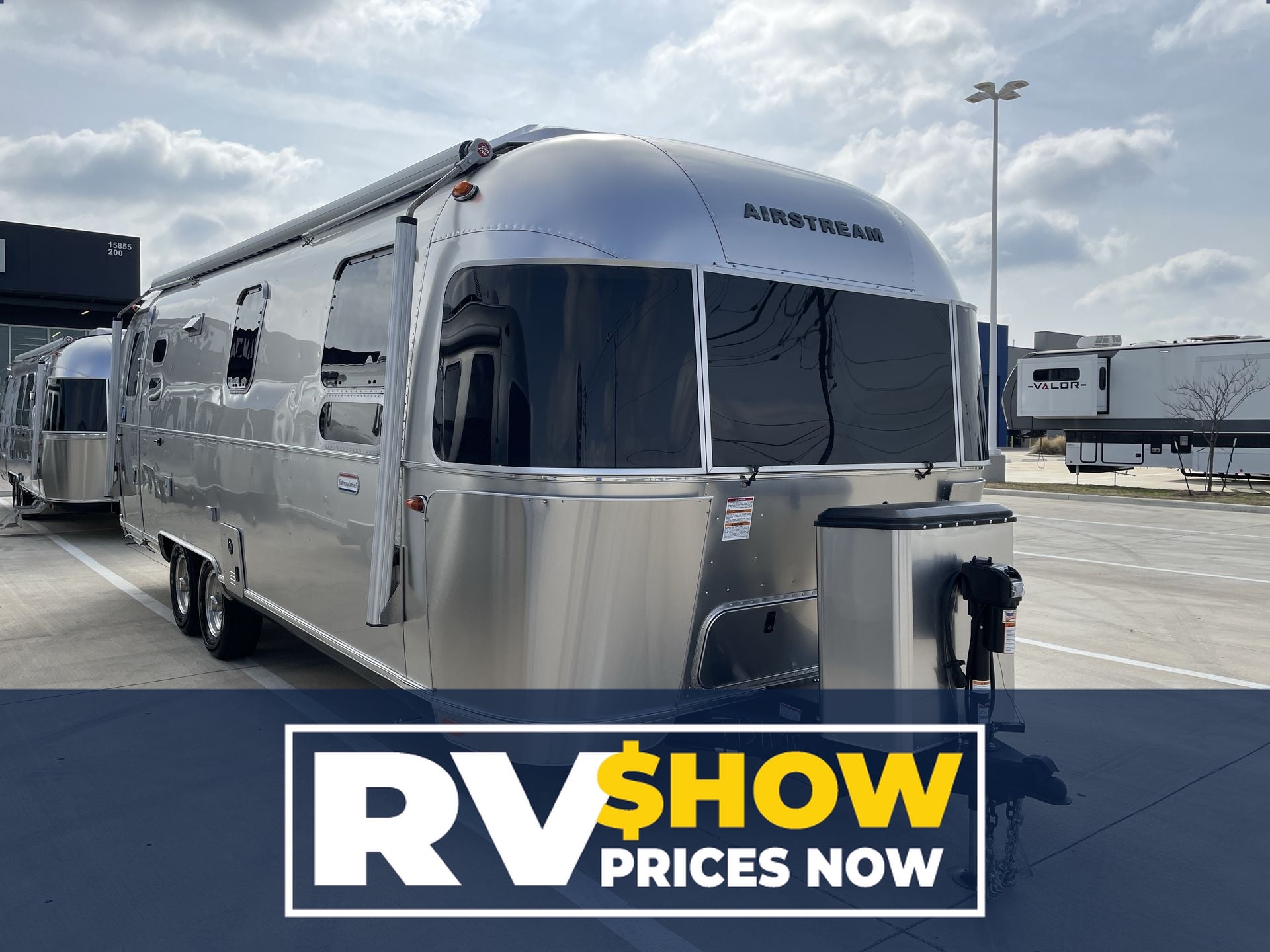 2026 Airstream 27FBQ Base