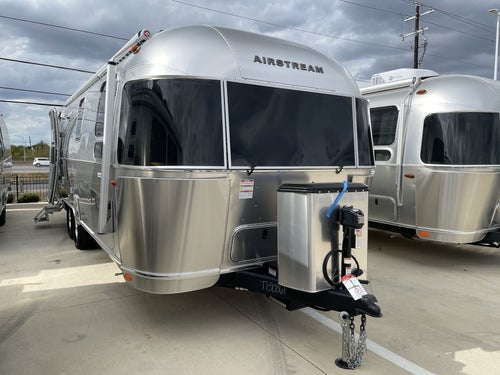 2026 Airstream 27FBQ Base