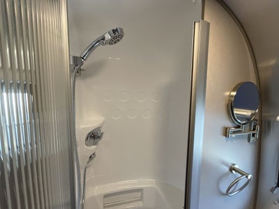 2026 Airstream 22FB Base