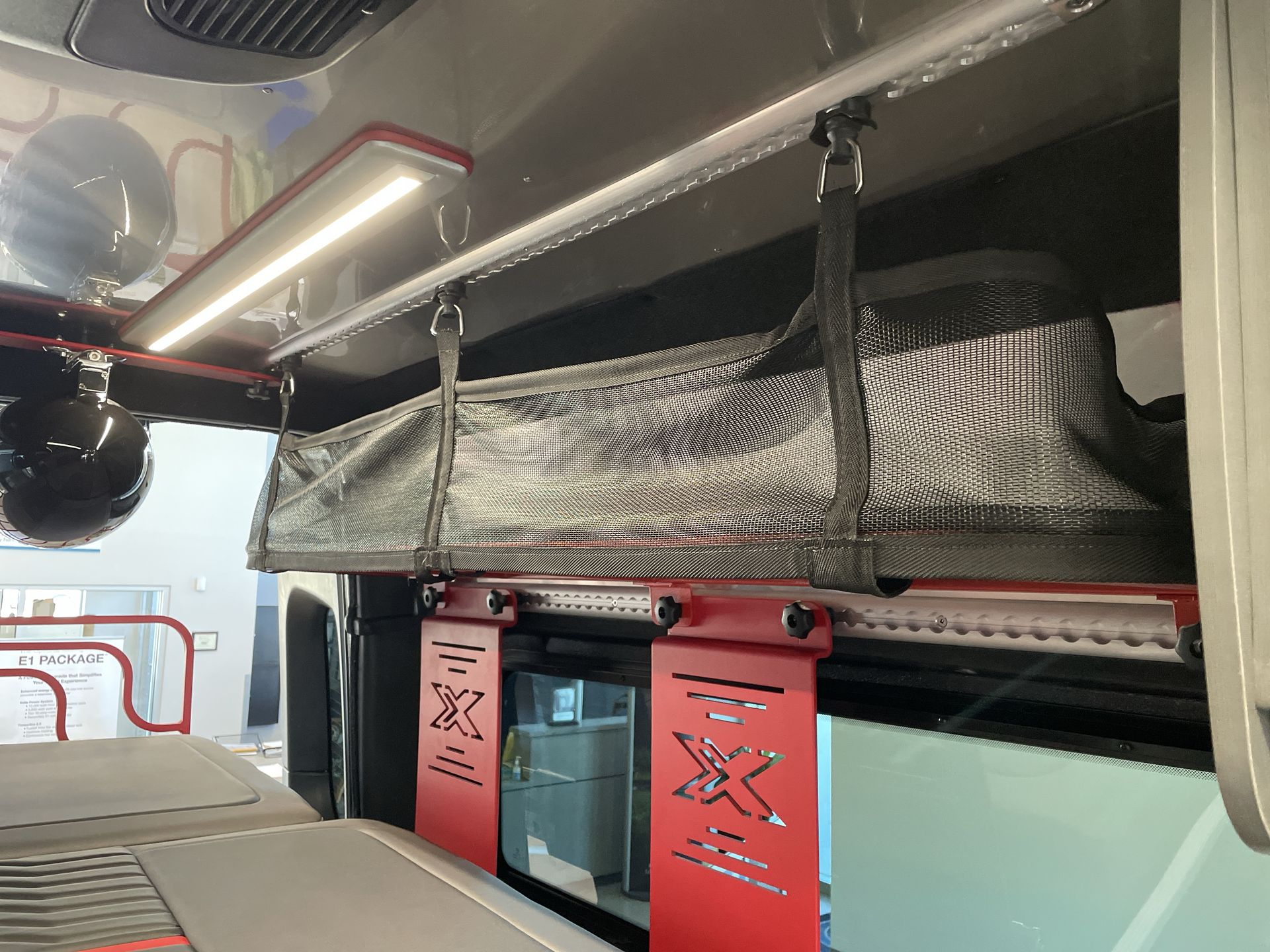 2026 Airstream 19X LE Outland Base