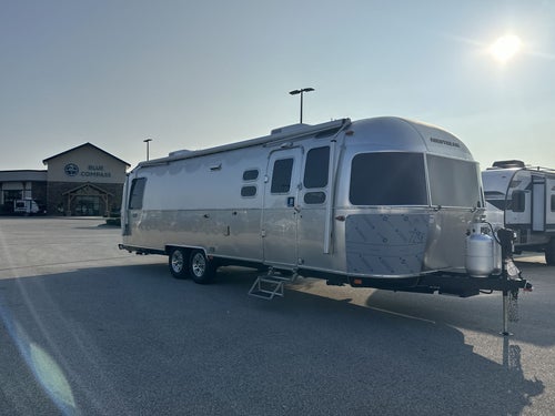 2026 Airstream 30RBQ Base