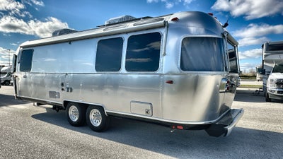 2025 Airstream 27FBQ Base