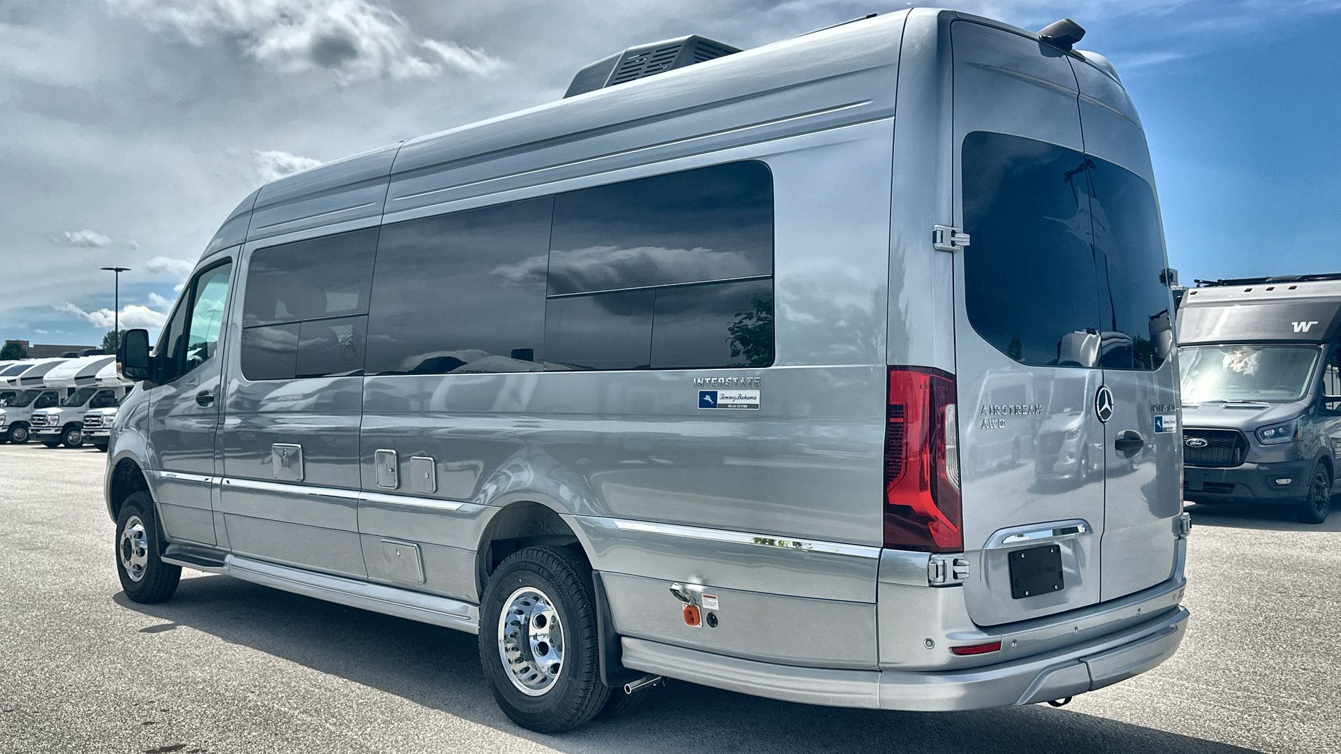 2025 Airstream 24 GL Base