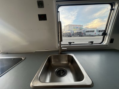 2026 Airstream 22RB Base