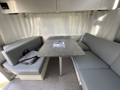 2026 Airstream 25FBT Base