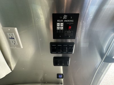 2026 Airstream 30RBQ Base