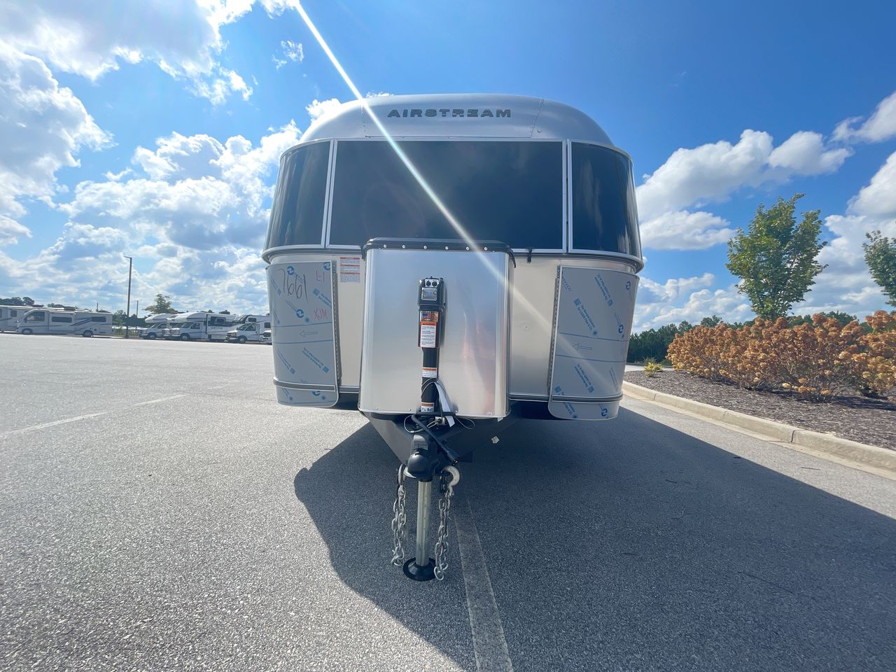 2026 Airstream 25FBQ Base