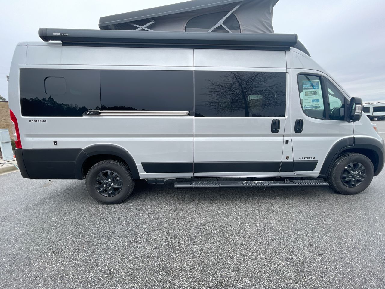 2026 Airstream Rangeline Base