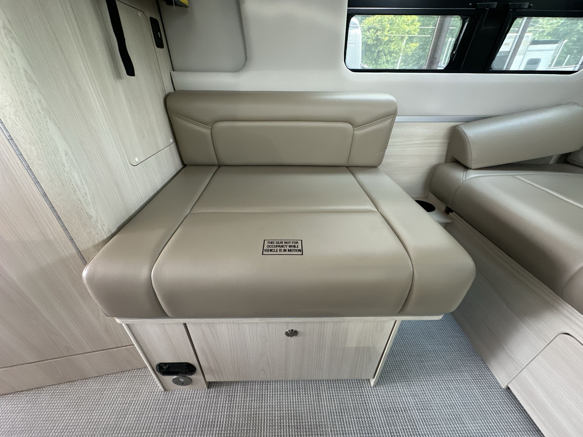 2025 Airstream 24GL Base