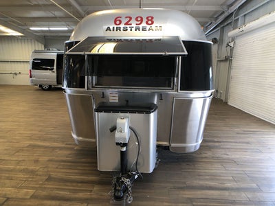 2019 Airstream 19CB Base