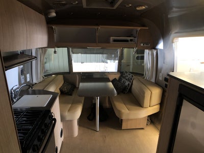 2019 Airstream 19CB Base