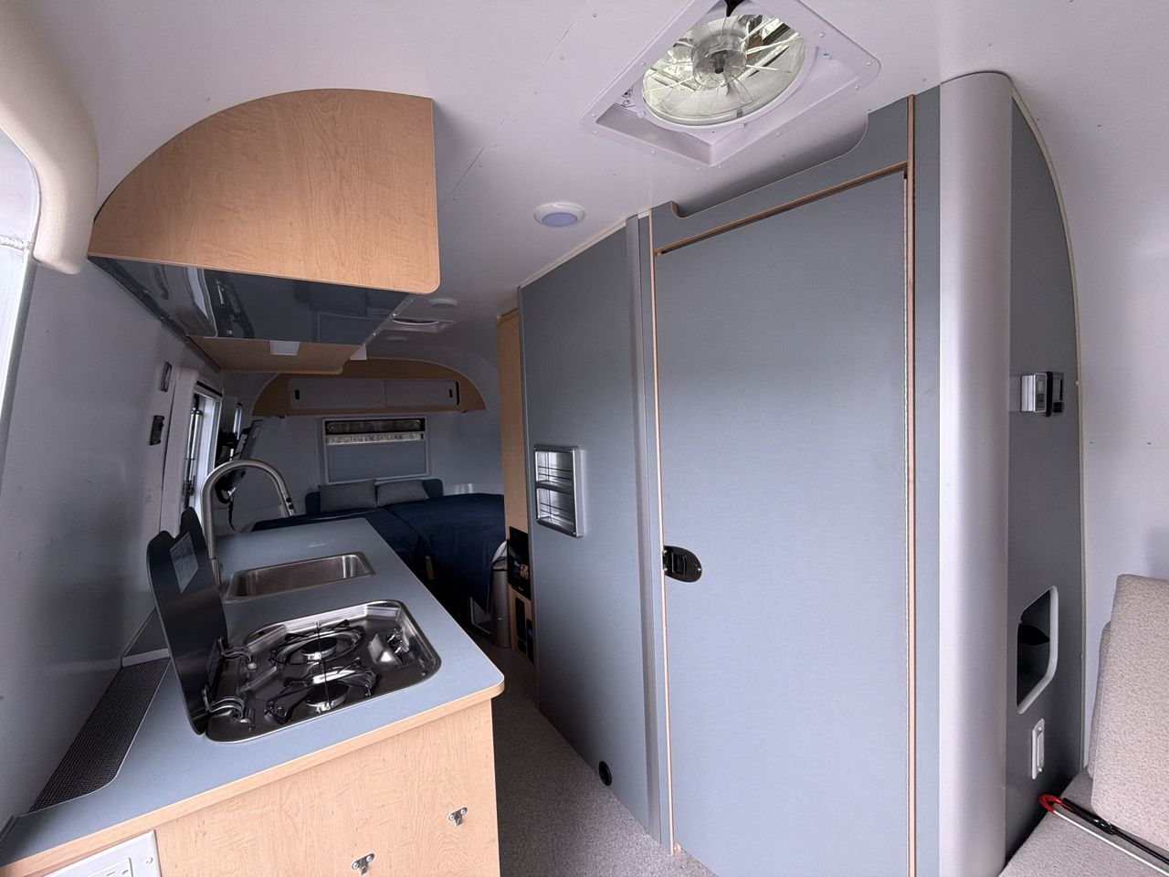 2026 Airstream 22RB Base