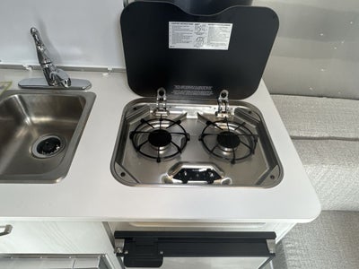 2025 Airstream 16RB Base