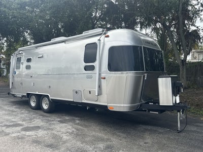 2025 Airstream 25FBQ Base