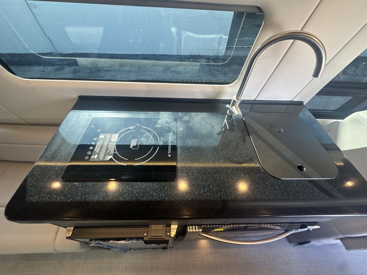 2026 Airstream 24GL Base