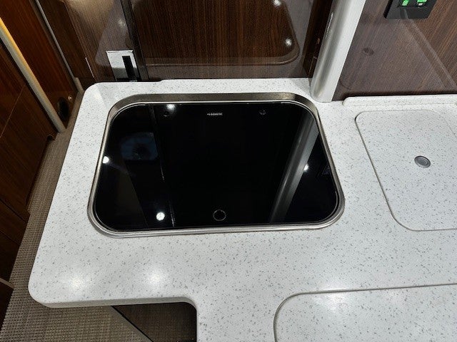 2019 Airstream MURPHY SUITE Base