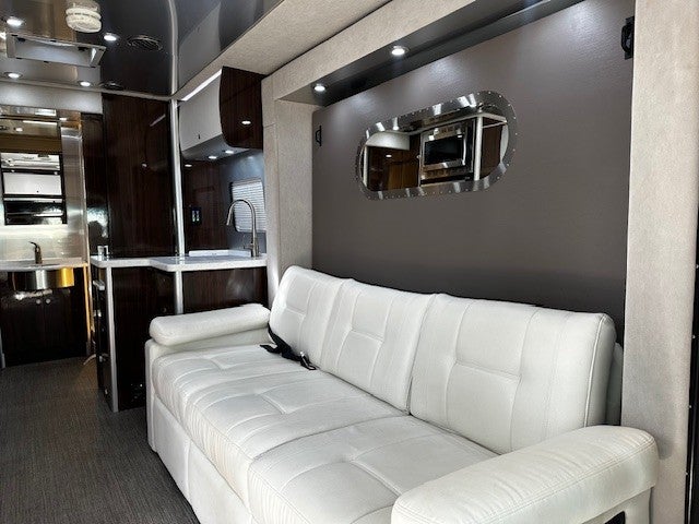 2019 Airstream MURPHY SUITE Base