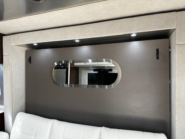 2019 Airstream MURPHY SUITE Base