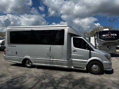 2019 Airstream MURPHY SUITE Base